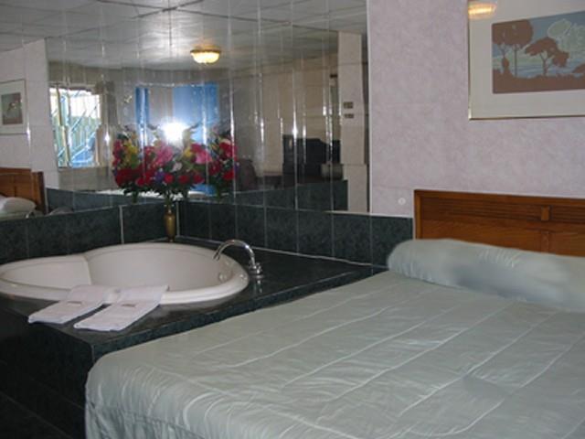 Passport Inn Niagara Falls Værelse billede