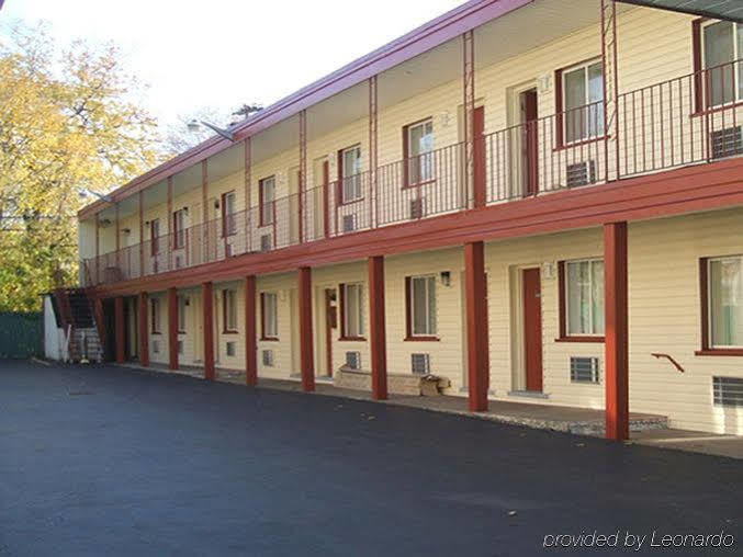 Passport Inn Niagara Falls Eksteriør billede
