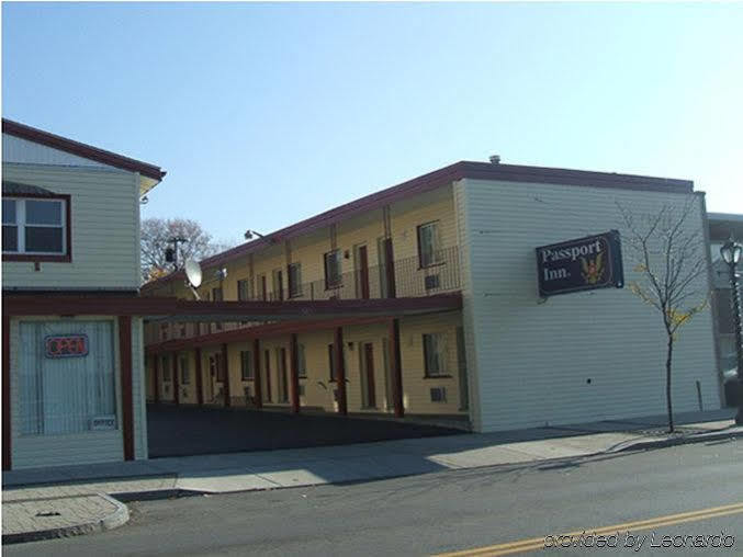 Passport Inn Niagara Falls Eksteriør billede